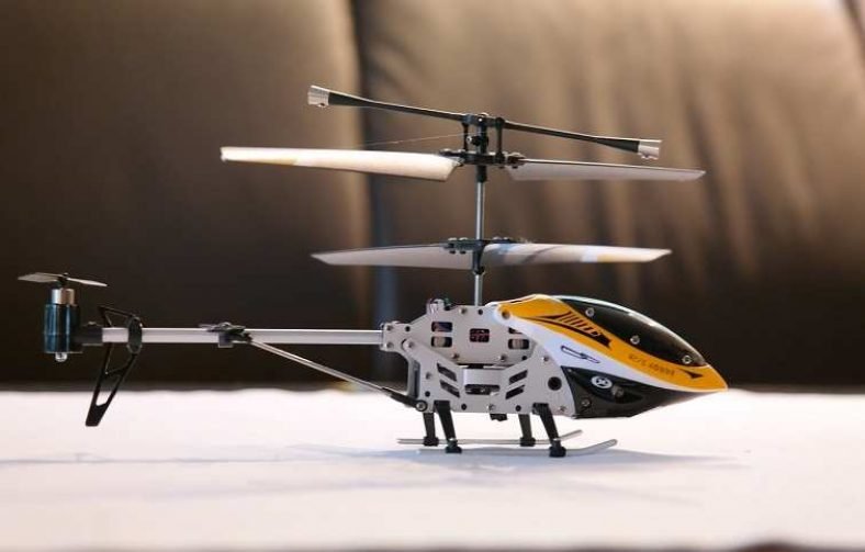5 सबसे अच्छे रिमोट कंट्रोल हेलीकॉप्टर ड्रोन प्राइस लिस्ट