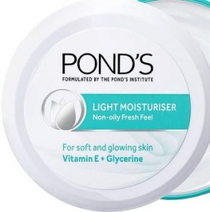 Ponds Light Face Moisturizer Lightweight Cream
