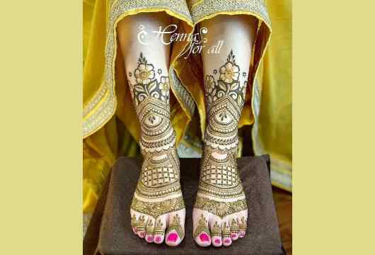 Bridal Mehndi For Leg (1)