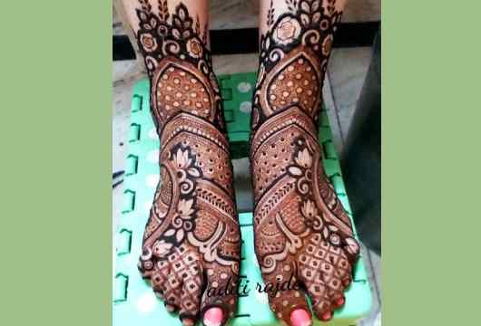 Bridal Mehndi For Leg (3)