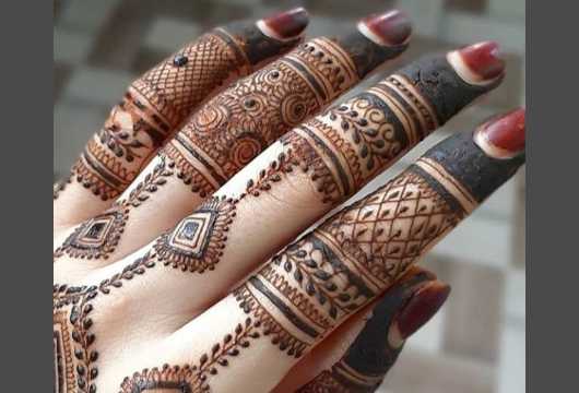 Simple Mehndi Finger Design (3)
