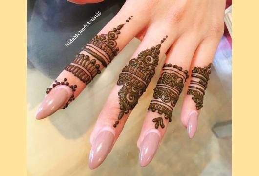 Simple Mehndi Finger Design (7)
