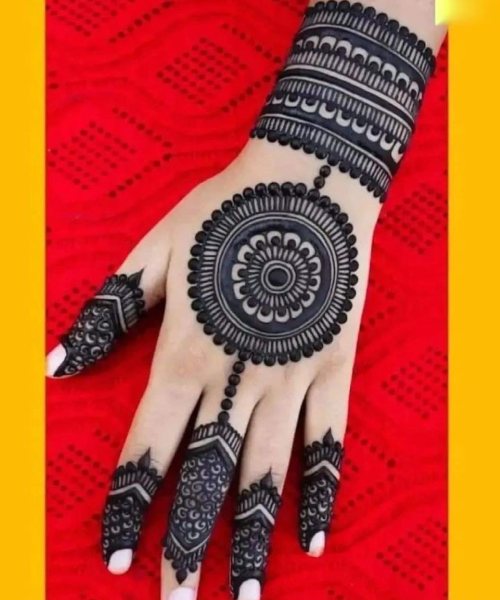 Simple Back Hand Mehndi Design 7